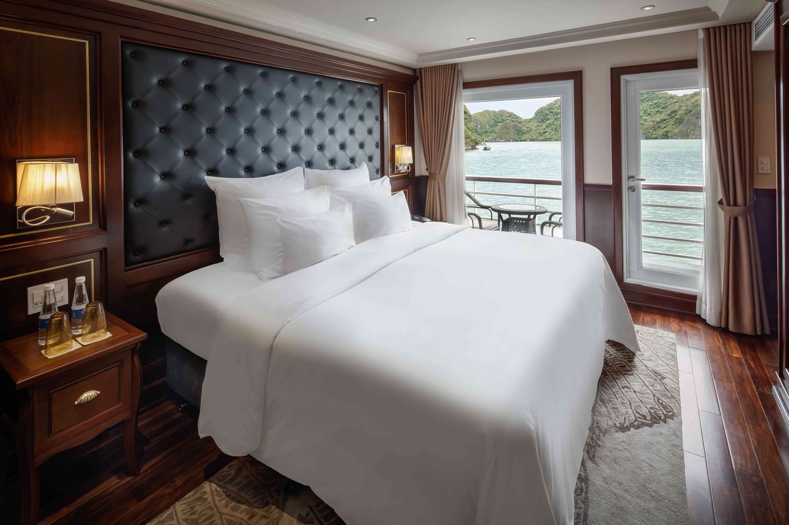 Paradise Elegance Cruise