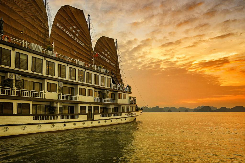 10 Mejores Cruceros En La Bahía De Halong 2025 15 Victory Star Cruise